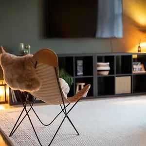 Apartment Trendy 2 Bed Flat - Near Airport, Broxburn